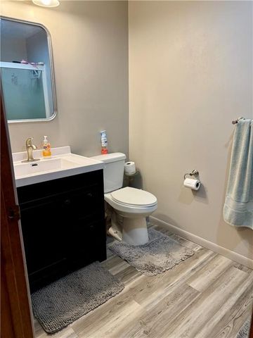 711 Conger Avenue, Burlington, KS 66839