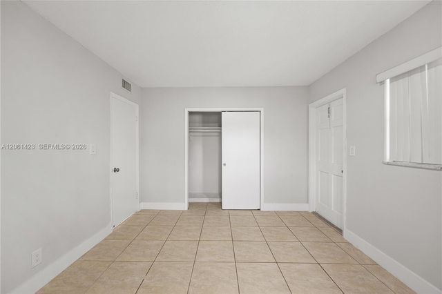 4933 Hollywood Boulevard 201, Hollywood, FL 33021