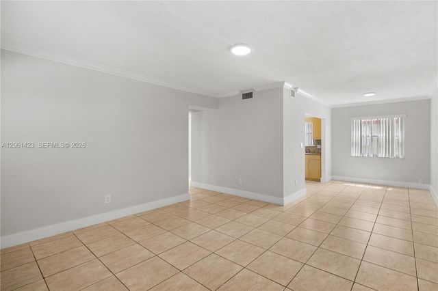 4933 Hollywood Boulevard 201, Hollywood, FL 33021