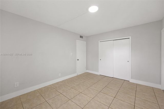 4933 Hollywood Boulevard 201, Hollywood, FL 33021