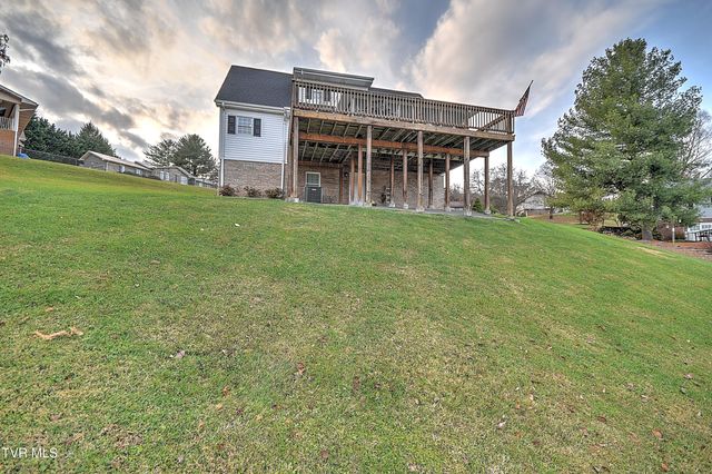 324 Ferndale Lane, Kingsport, TN 37660