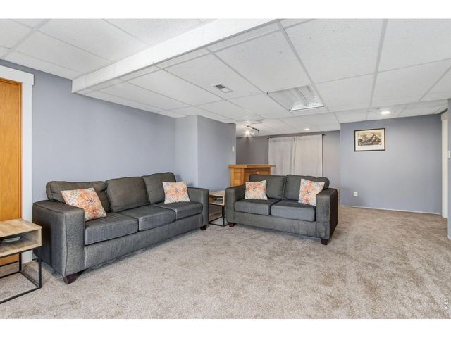 4220 Promontory Ct, Loveland, CO 80537