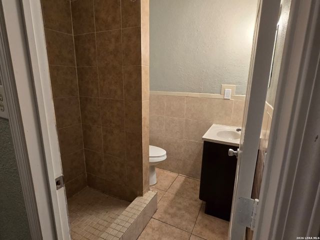 1718 Commercial, San Antonio, TX 78221