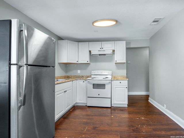 1718 Commercial, San Antonio, TX 78221