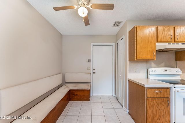 12477 ANESWORTH Court, Jacksonville, FL 32225