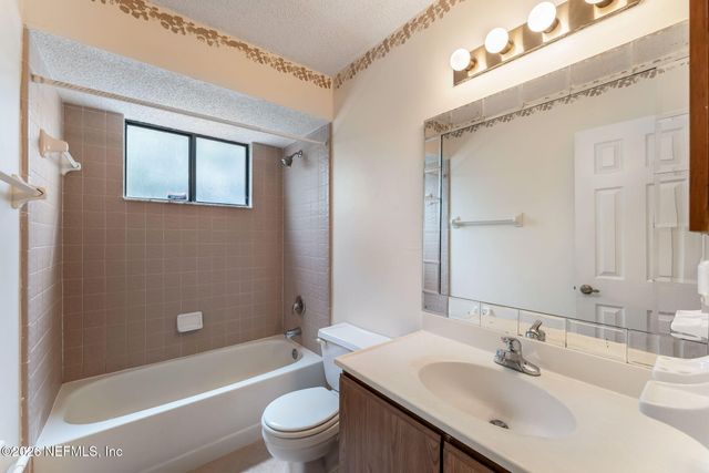 12477 ANESWORTH Court, Jacksonville, FL 32225