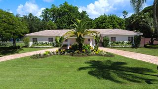 7895 SW 76th Ter, Miami, FL 33143