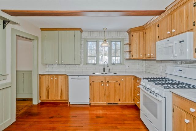 172 Main St, Wilbraham, MA 01095