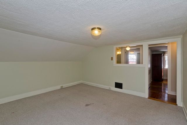 172 Main St, Wilbraham, MA 01095