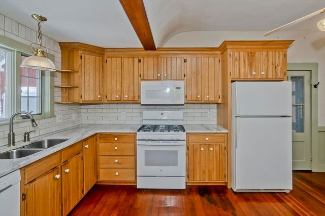 172 Main St, Wilbraham, MA 01095