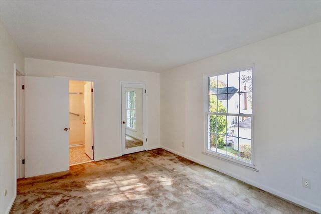 324 Russell Road 204, Westfield, MA 01085