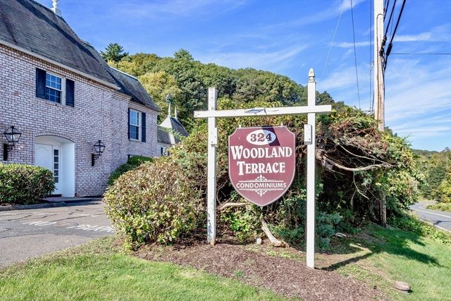 324 Russell Road 204, Westfield, MA 01085