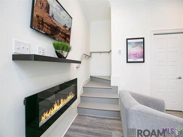 2001 Red Stick Dr, Baton Rouge, LA 70815