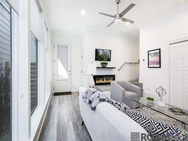 2001 Red Stick Dr, Baton Rouge, LA 70815