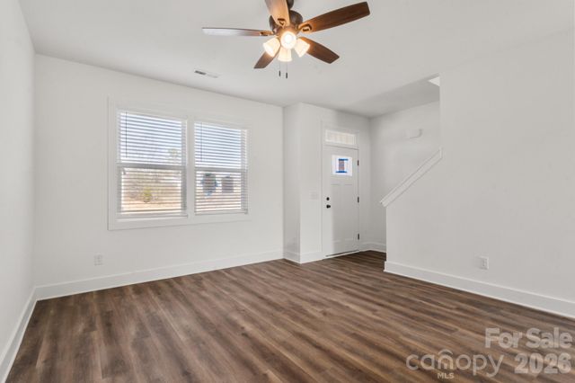 105 Indian Wells Court, Harmony, NC 28634