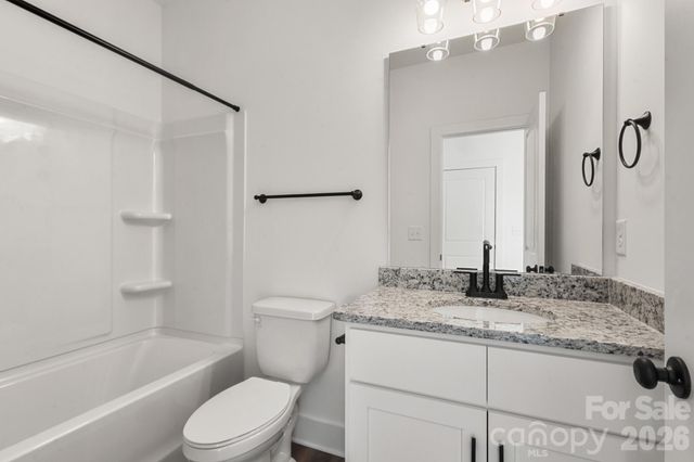105 Indian Wells Court, Harmony, NC 28634