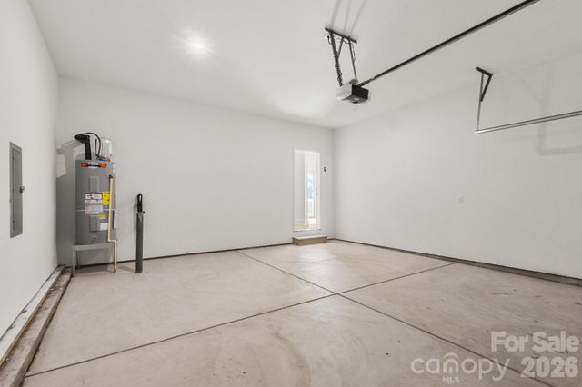 105 Indian Wells Court, Harmony, NC 28634