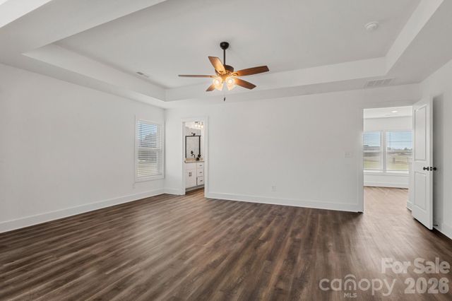 105 Indian Wells Court, Harmony, NC 28634