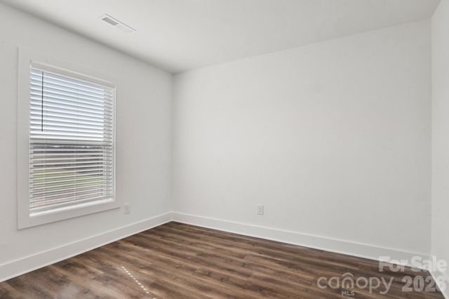 105 Indian Wells Court, Harmony, NC 28634