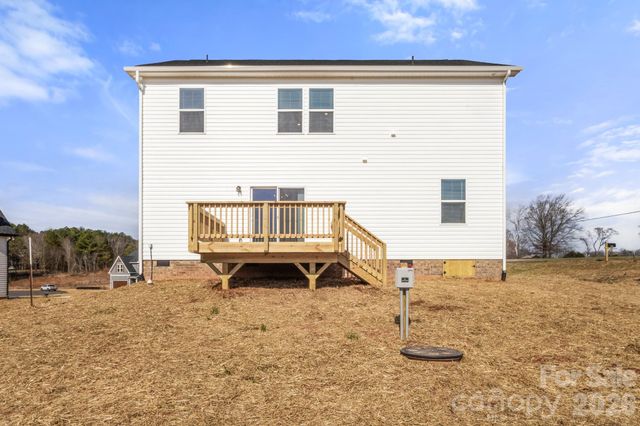 105 Indian Wells Court, Harmony, NC 28634