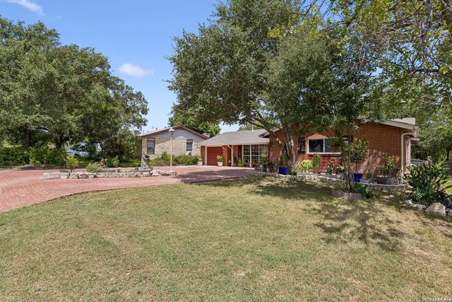 3203 Shady Springs, San Antonio, TX 78230