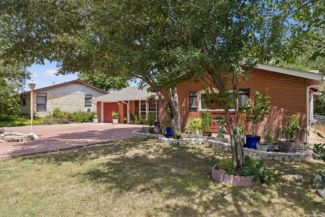 3203 Shady Springs, San Antonio, TX 78230