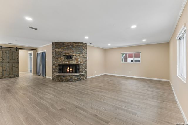 3203 Shady Springs, San Antonio, TX 78230