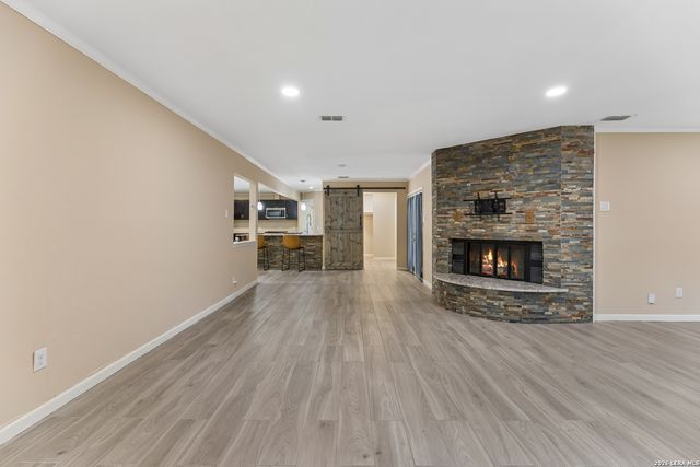3203 Shady Springs, San Antonio, TX 78230