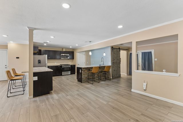 3203 Shady Springs, San Antonio, TX 78230