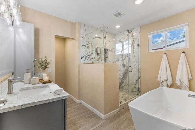 3203 Shady Springs, San Antonio, TX 78230