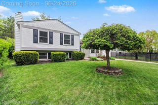 41636 Tetley Drive, Sterling Heights, MI 48313