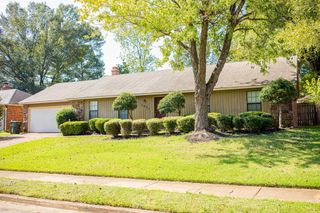 3831 INNSBROOK DR, Memphis, TN 38115