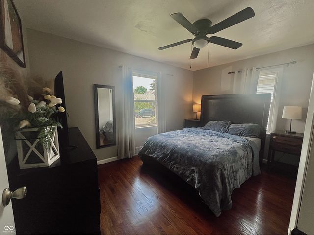 63 N 15th Avenue, Beech Grove, IN 46107