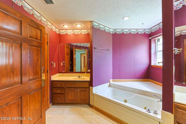 2235 STRAWBERRY CREEK Lane, Middleburg, FL 32068