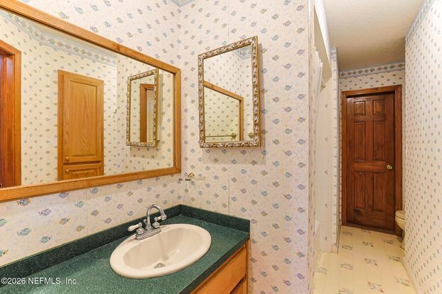 2235 STRAWBERRY CREEK Lane, Middleburg, FL 32068