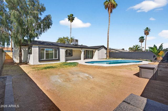 8531 W Vale Drive, Phoenix, AZ 85037