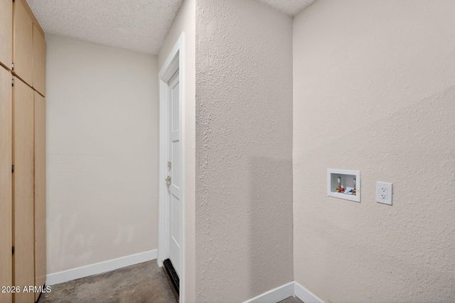 8531 W Vale Drive, Phoenix, AZ 85037