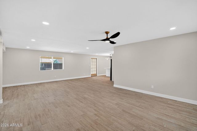 8531 W Vale Drive, Phoenix, AZ 85037