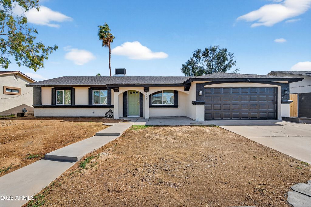 8531 W Vale Drive, Phoenix, AZ 85037
