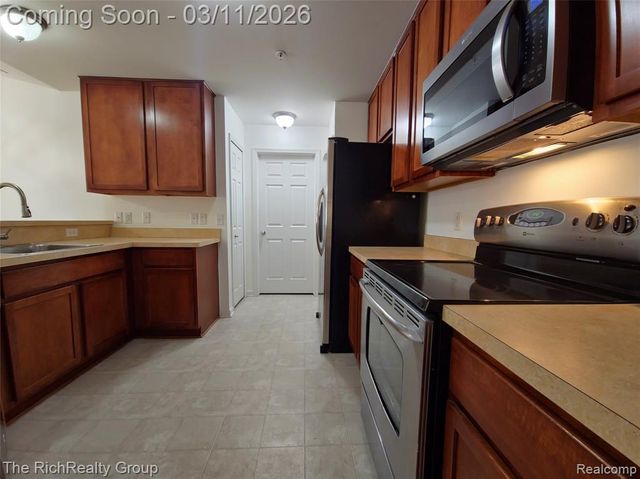 2394 Arcadia Drive, Canton, MI 48188