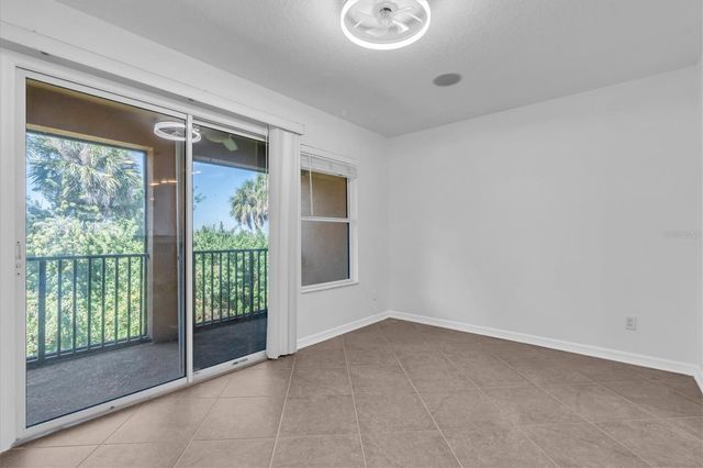 545 VINCINDA CREST WAY, Tampa, FL 33619