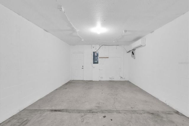 545 VINCINDA CREST WAY, Tampa, FL 33619