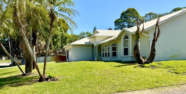 686 Caravan Terrace, Sebastian, FL 32958