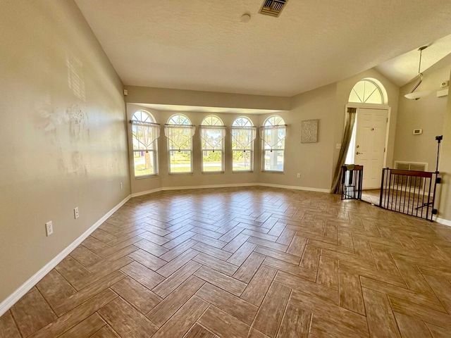 686 Caravan Terrace, Sebastian, FL 32958