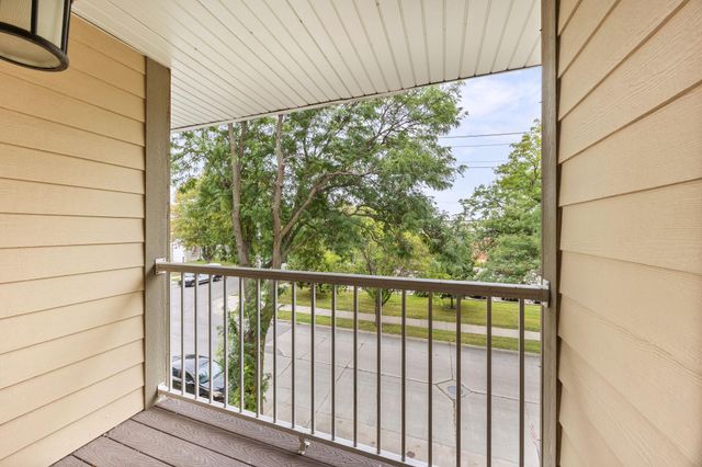 2705 E 28th Street, Minneapolis, MN 55406