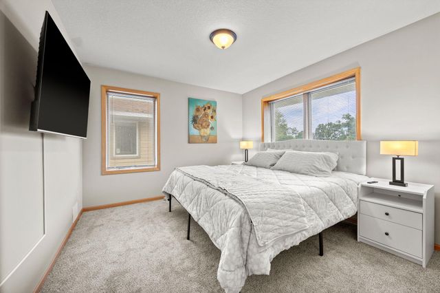 2705 E 28th Street, Minneapolis, MN 55406