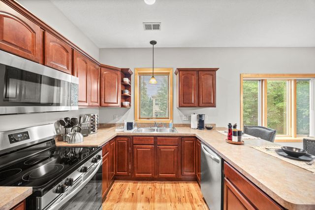 2705 E 28th Street, Minneapolis, MN 55406