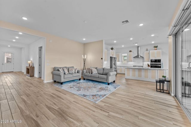 44521 N 44TH Drive, New River, AZ 85087