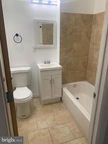 2902 E MONUMENT ST, Baltimore, MD 21205