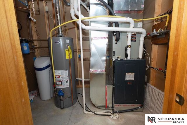 19716 Ewel Court, Plattsmouth, NE 68048